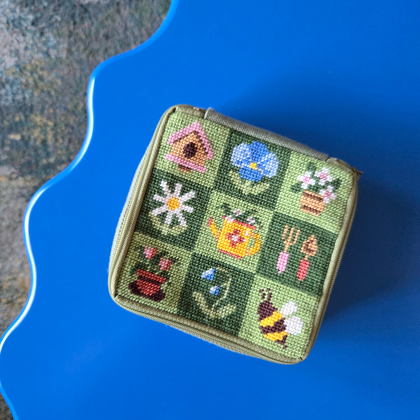 Customer photo review of GARDEN CHARMS - Needlepoint Pouch Kit
