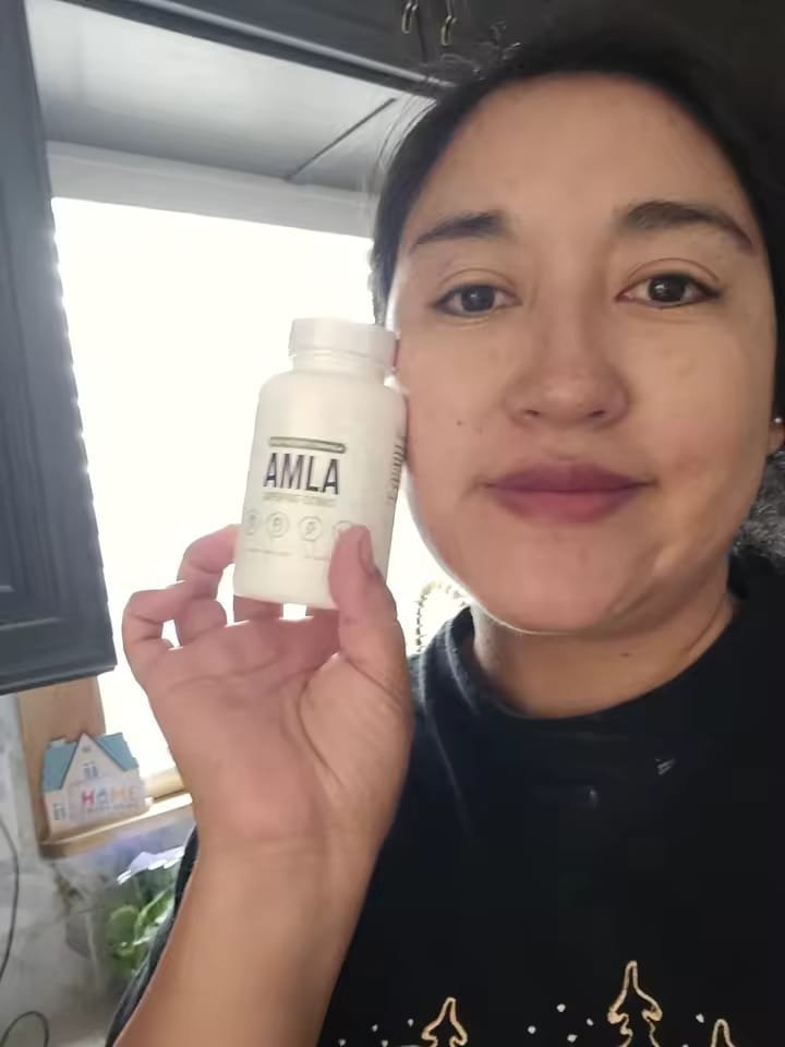 Customer photo review of Amla Superfruit Capsules