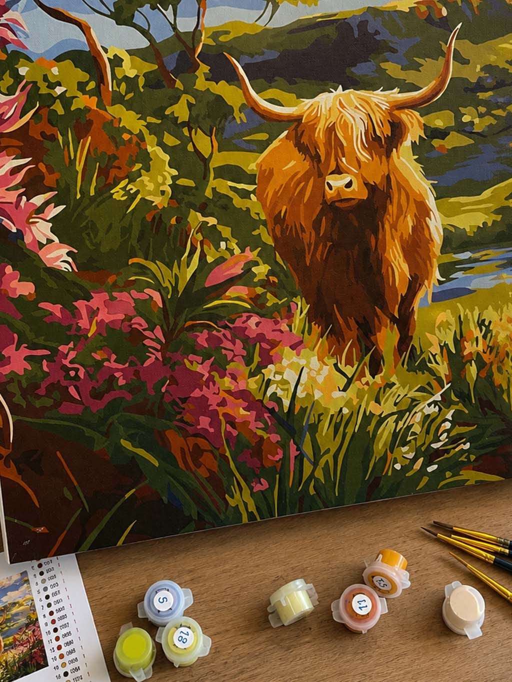 Customer photo review of Vache Highland et vallée printanière
