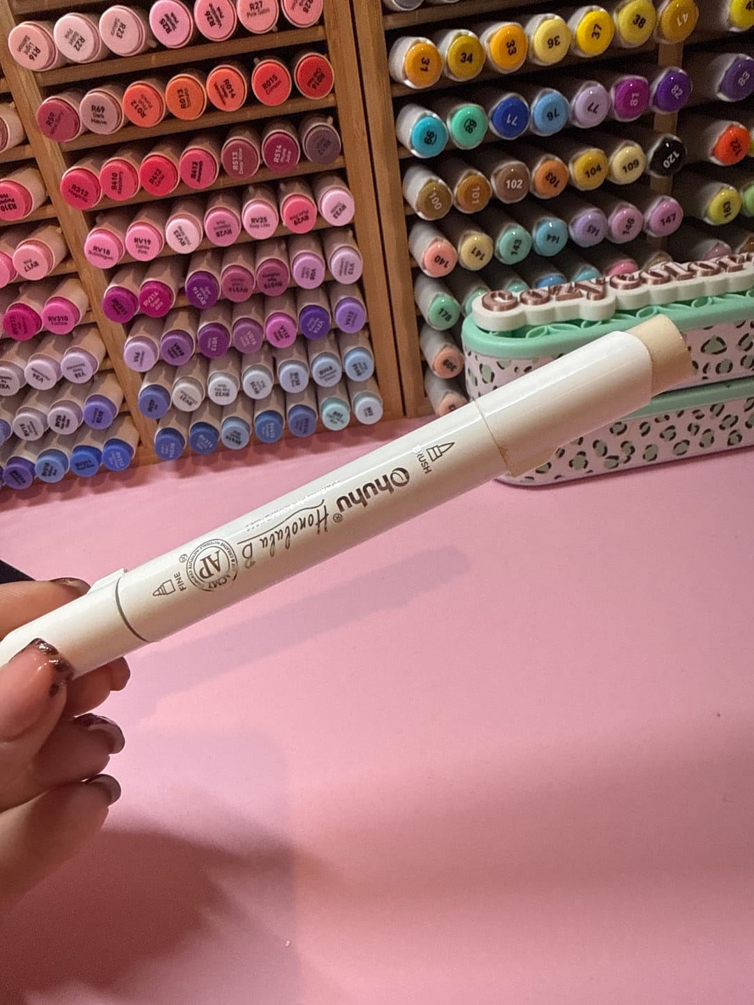 Customer photo review of Ohuhu Honolulu E160 / E44 Individual Marker, Brush & Chisel