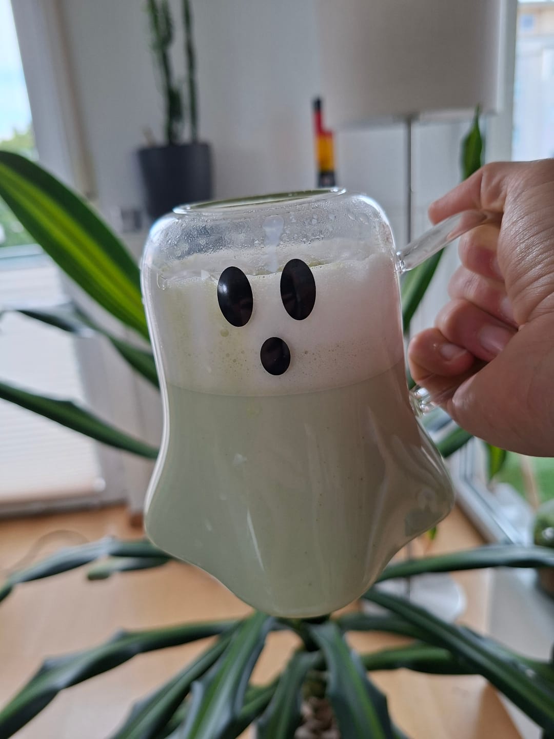 Customer photo review of Geister-Tasse aus Glas