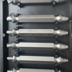Customer photo review of Rimozione Viti Rotte Set Estrattori Doppia Punta 6 Pezzi
