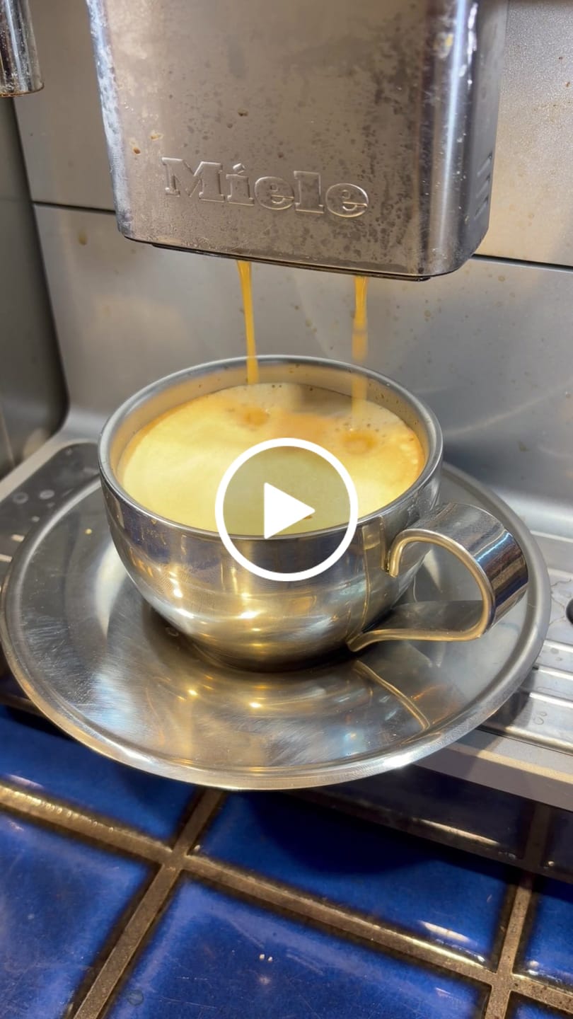 Customer video review of ‍Luna Mirror Cup (100% off)