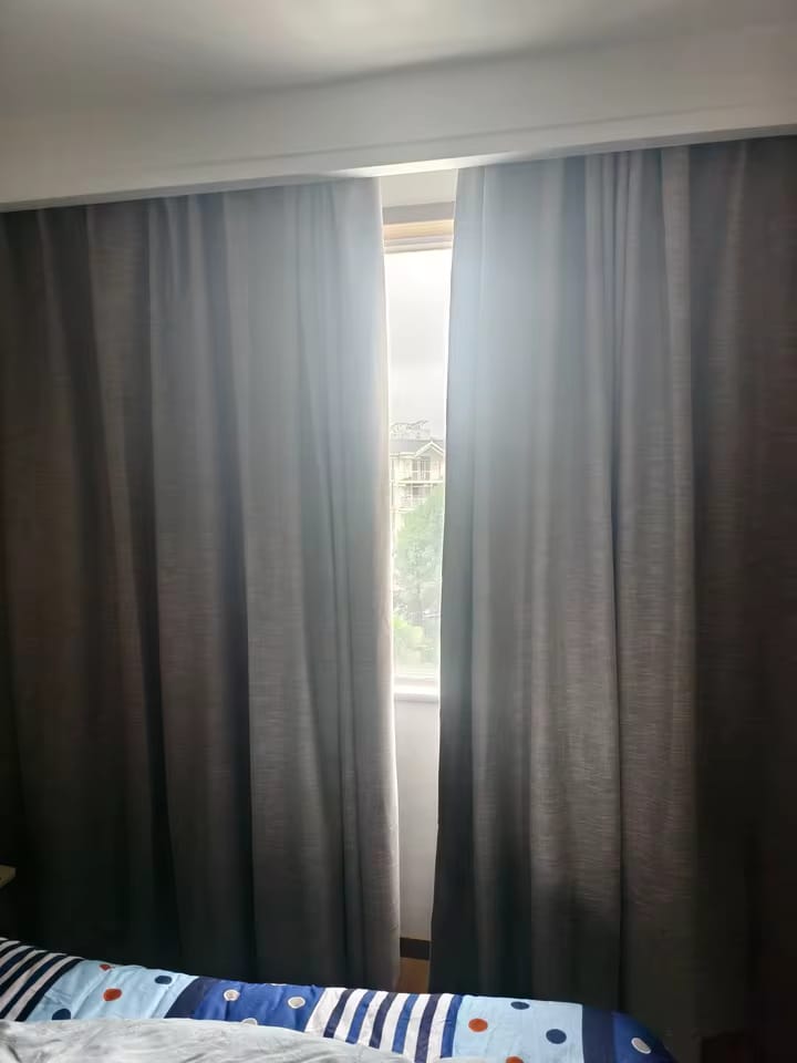 Customer photo review of Cortina 100% Blackout Efeito Linho Bambu Sob Medida - Kiyari