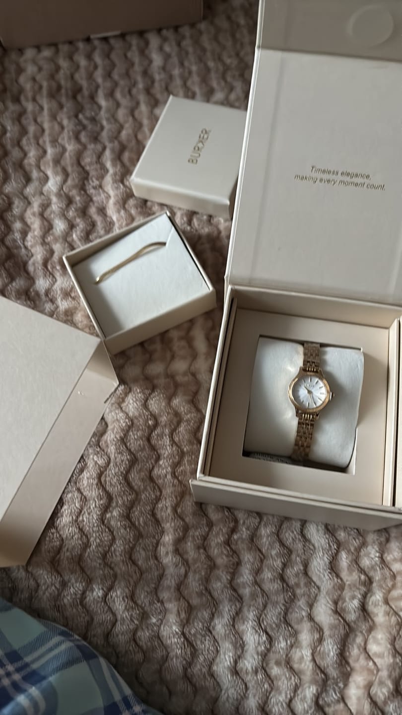 Customer photo review of Sophie Gold White