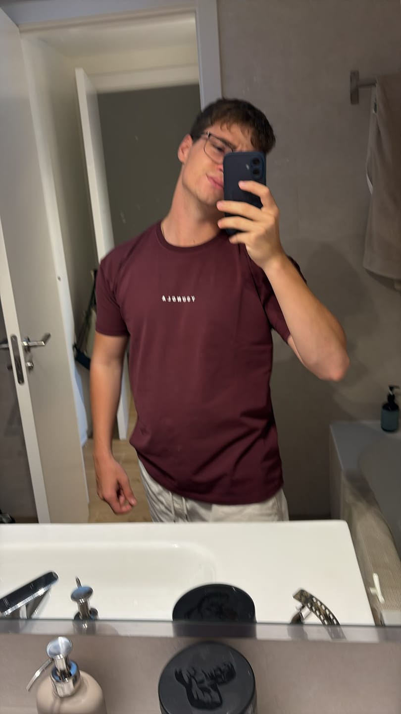 Customer photo review of 401 Essential Jacked Tees