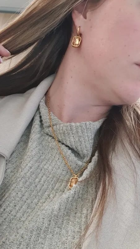 Customer photo review of Golden Radiance Geometry Earrings