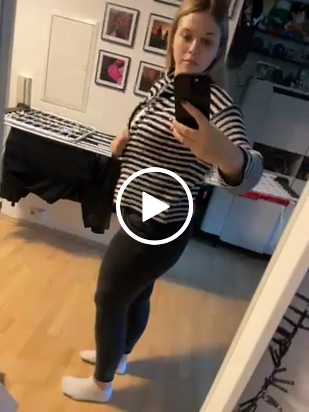 Customer video review of Zipper Strickjacke mit leicht ausgestelltem Ärmel navy/cremeweiß