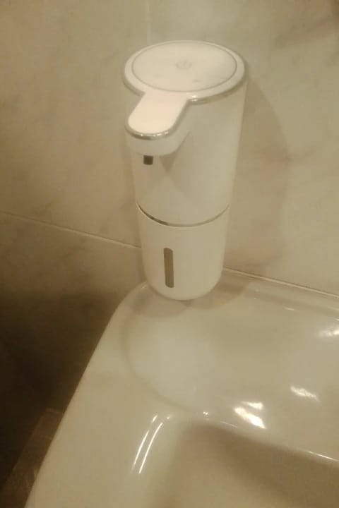 Customer photo review of Liquid Foma Soap Dispenser - Turn Your Everyday Handwashing Into a Smarter Experience
