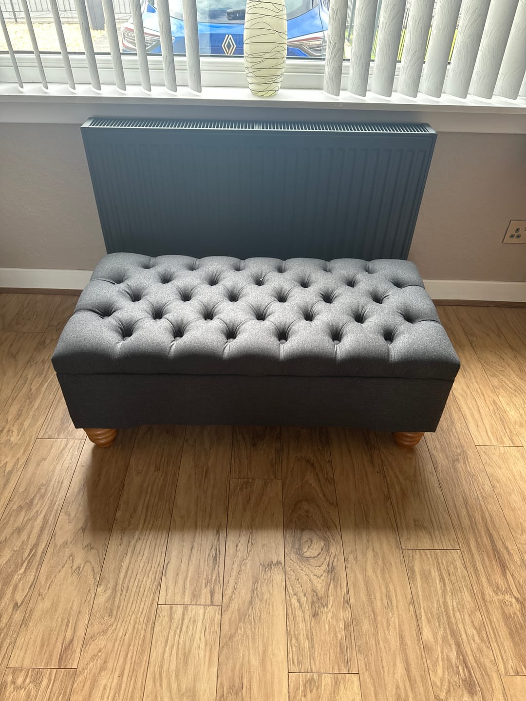 Customer photo review of Mayfair Handmade Storage Ottoman Footstool – Coffee Table Bench