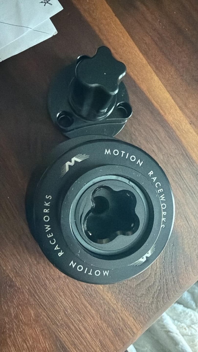 Customer photo review of Motion GM/Ford Bolt-On SFI Steering Quick Release Hub 5/6 Bolt Pattern 15-270