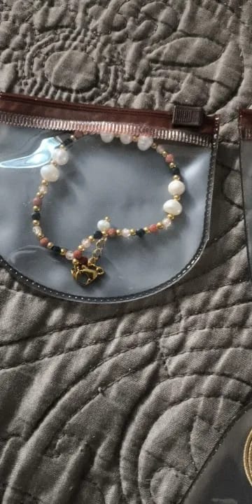 Customer photo review of Lustre Pearl Bracelet