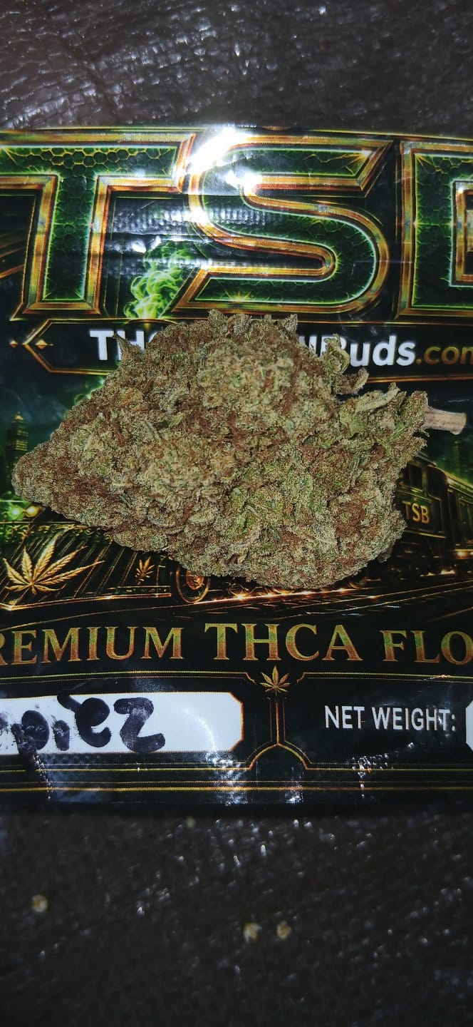 Customer photo review of Sharpiez THCA Flower