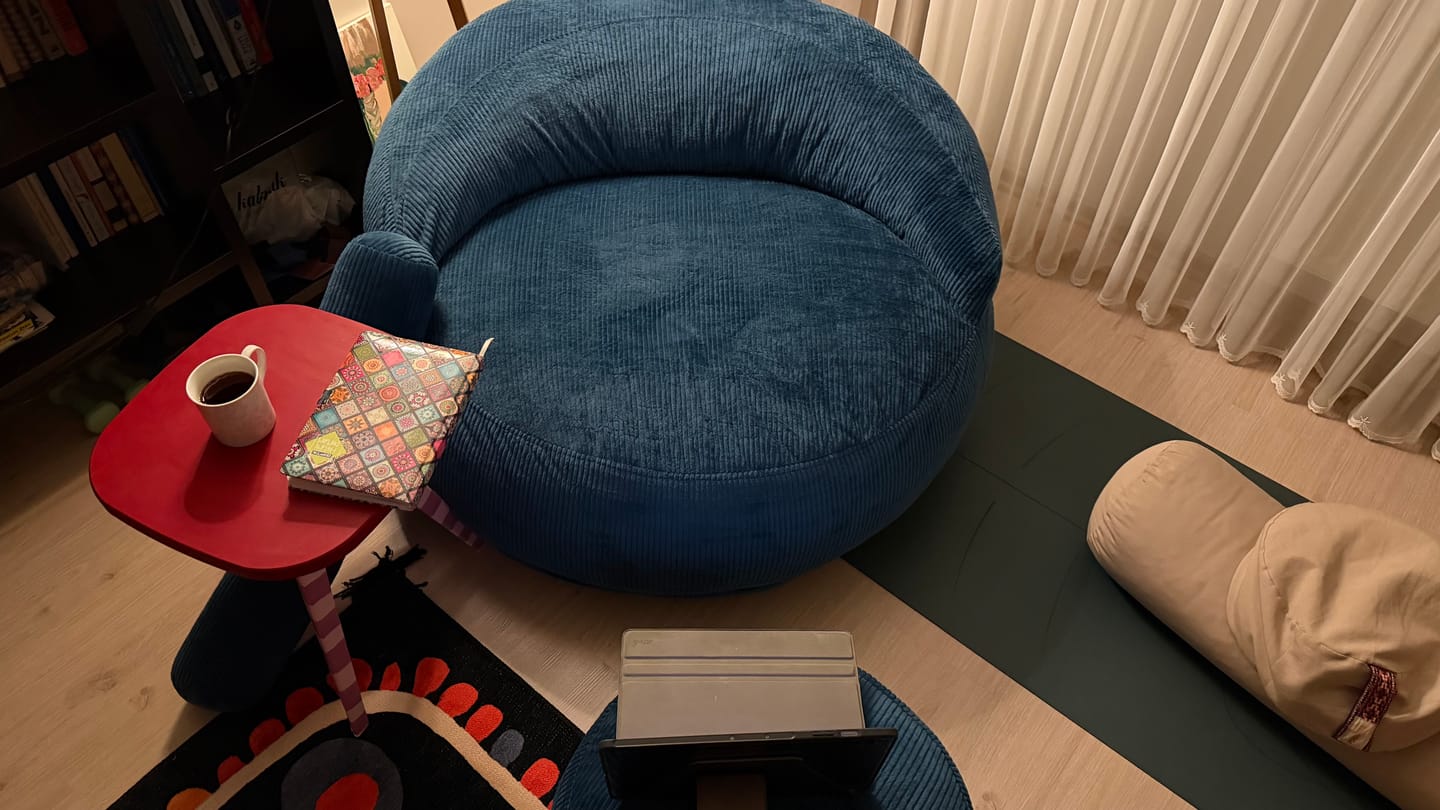Customer photo review of Felix XL Puf Mavi