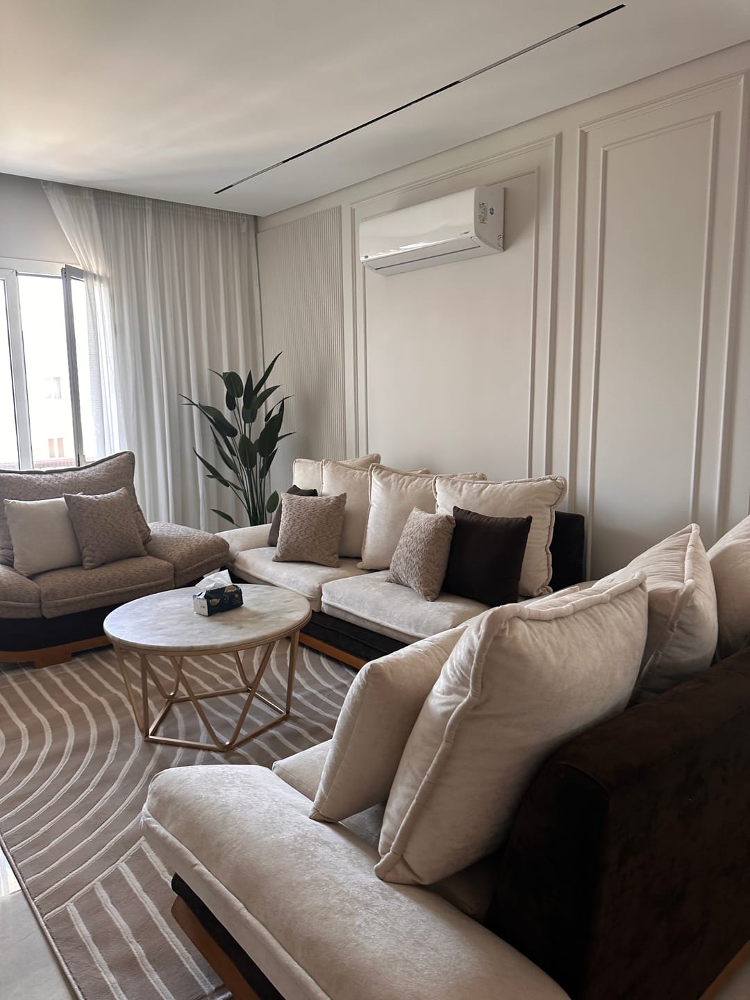 Customer photo review of Linea Rug