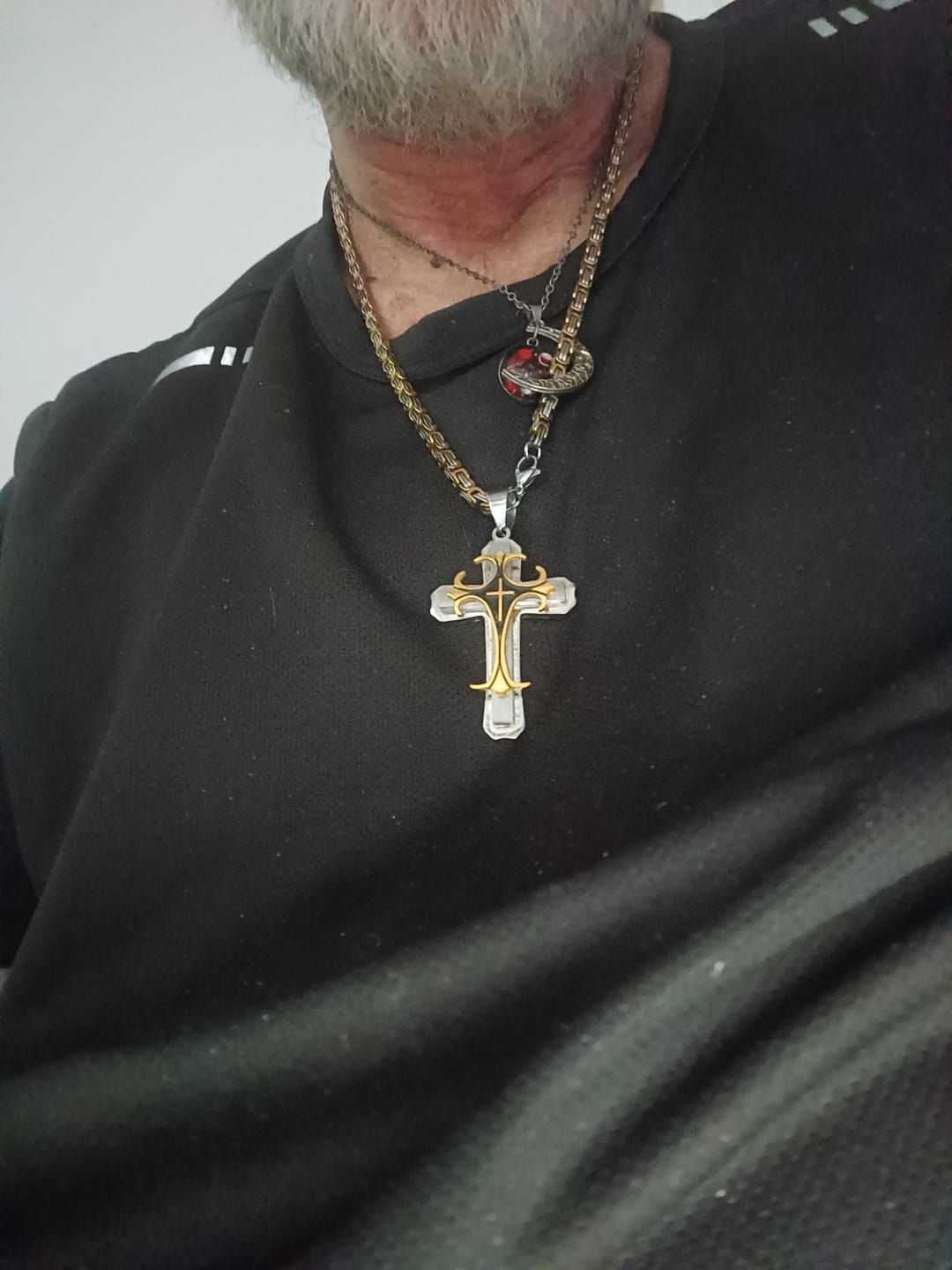 Customer photo review of Collier Croisé de l'Espoir