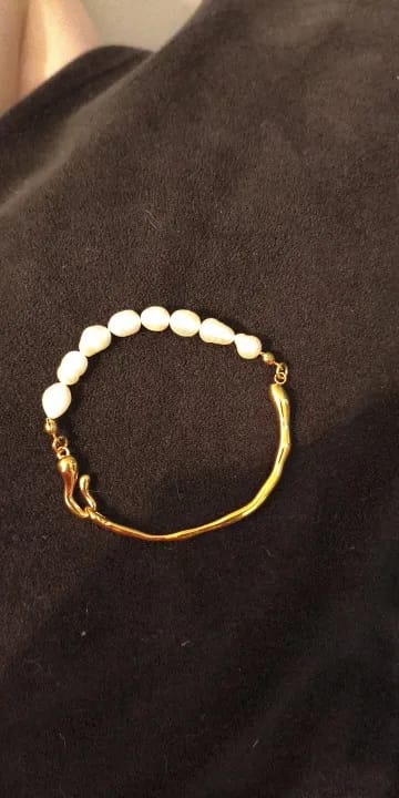 Customer photo review of Pearl Embrace Bracelet