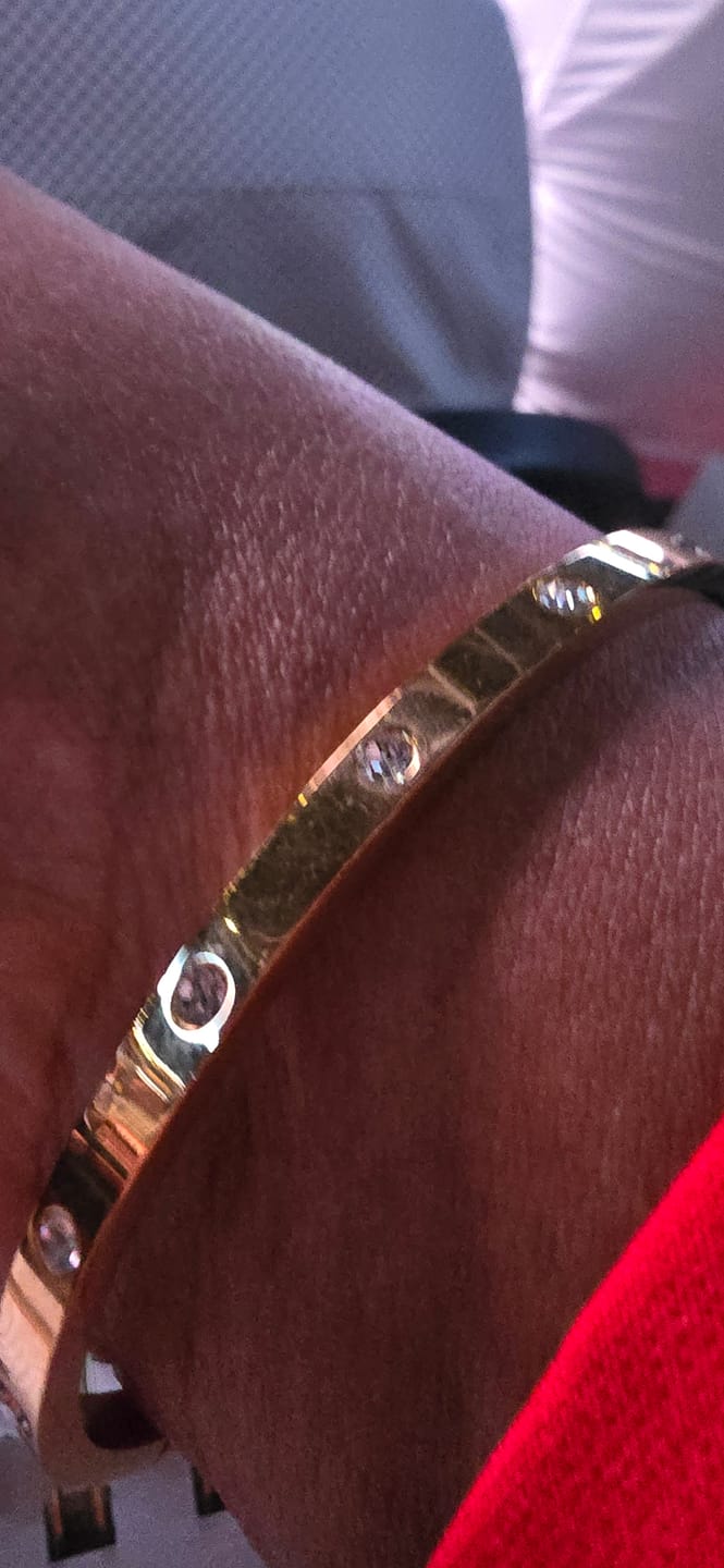 Customer photo review of Vina Bracelet (Bundle)