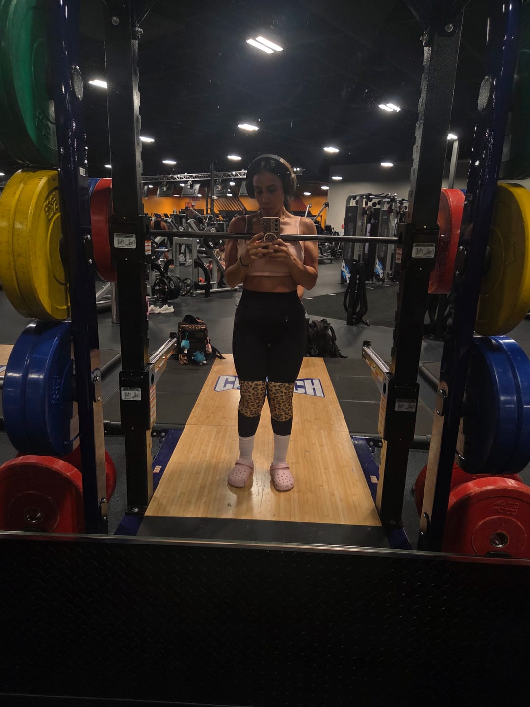 Customer photo review of Reversible Knee Sleeves - Leopard