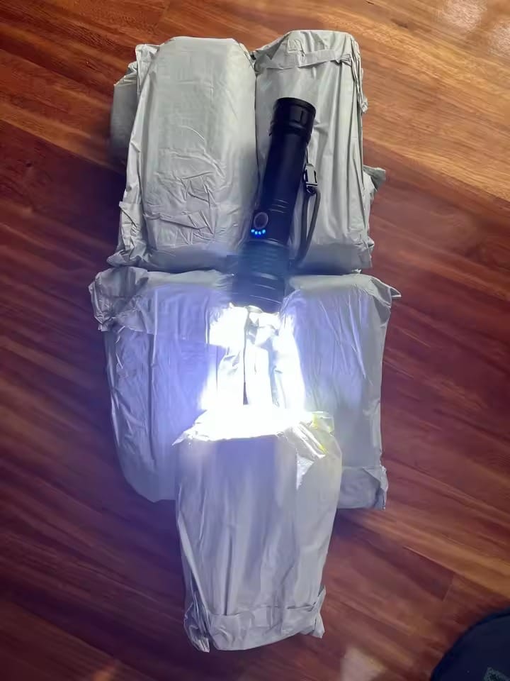 Customer photo review of Heavy-Duty Waterproof LED Flashlight - Telescopic Zoom Torch for Hiking