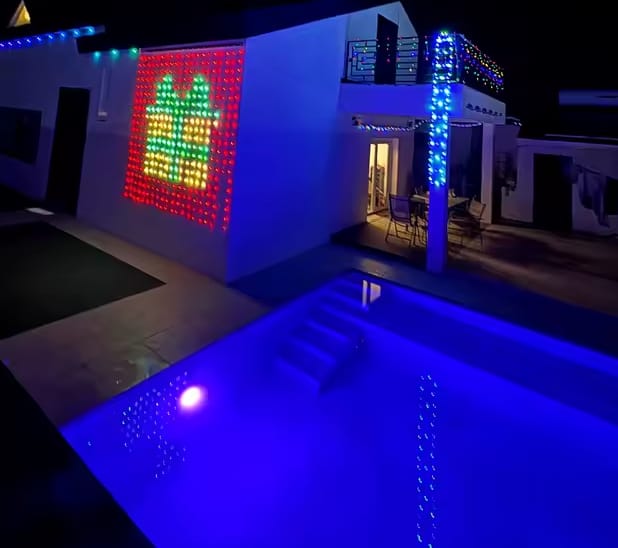 Customer photo review of MerryPixels™ - Smart Animated Christmas Balcony Lights
