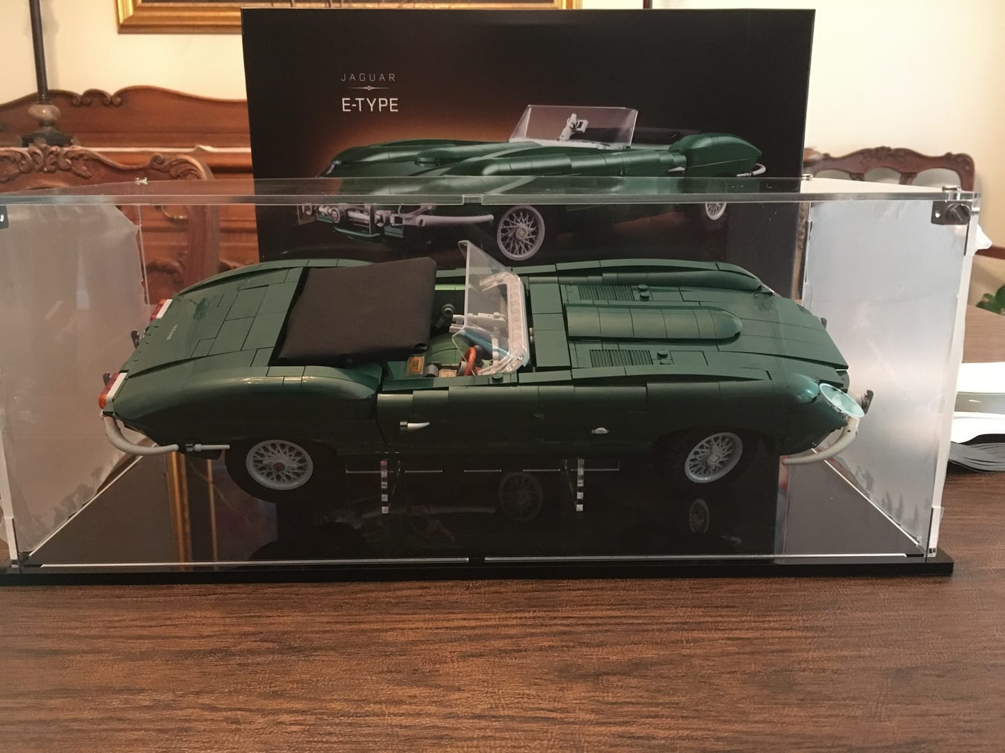 Customer photo review of Display Case for LEGO® 11381 Icons Jaguar E-Type