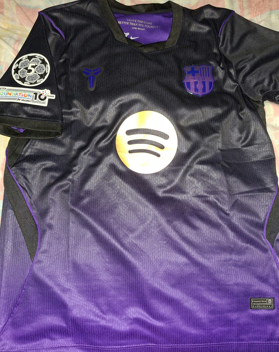 Customer photo review of Barcelona x Kobe Bryant UCL segunda equipación 26/27