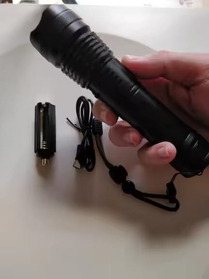 Customer photo review of Heavy-Duty Waterproof LED Flashlight - Telescopic Zoom Torch for Hiking