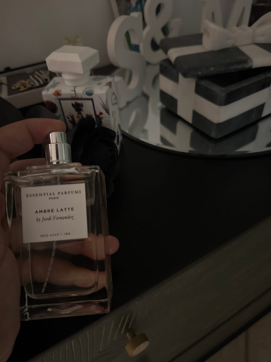 Customer photo review of ESSENTIAL PARFUMS - AMBRE LATTE