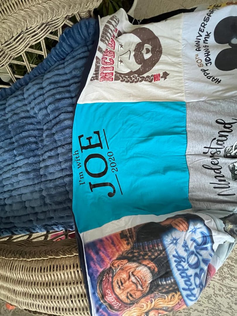 Customer photo review of Project Repat T-Shirt Quilt