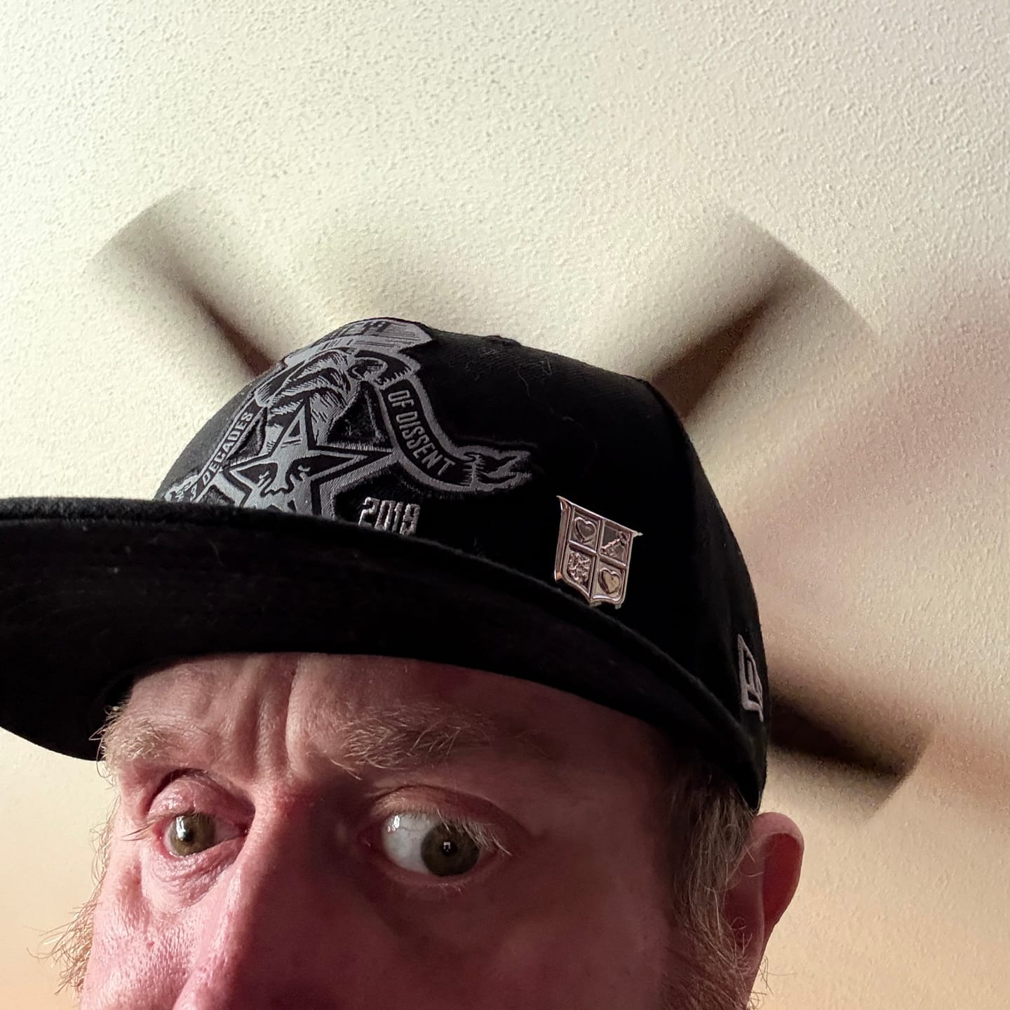 Customer photo review of Shepard Fairey 3 DECADES OF DISSENT Wynwood Walls 10th Anniversary 9FIFTY Cap