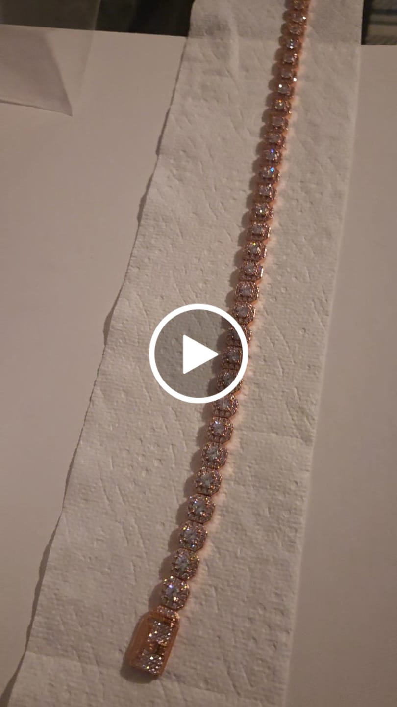 Customer video review of 10mm Moissanite Clustered Tennis Chain - 18k Rose Gold - D Color - VVS1
