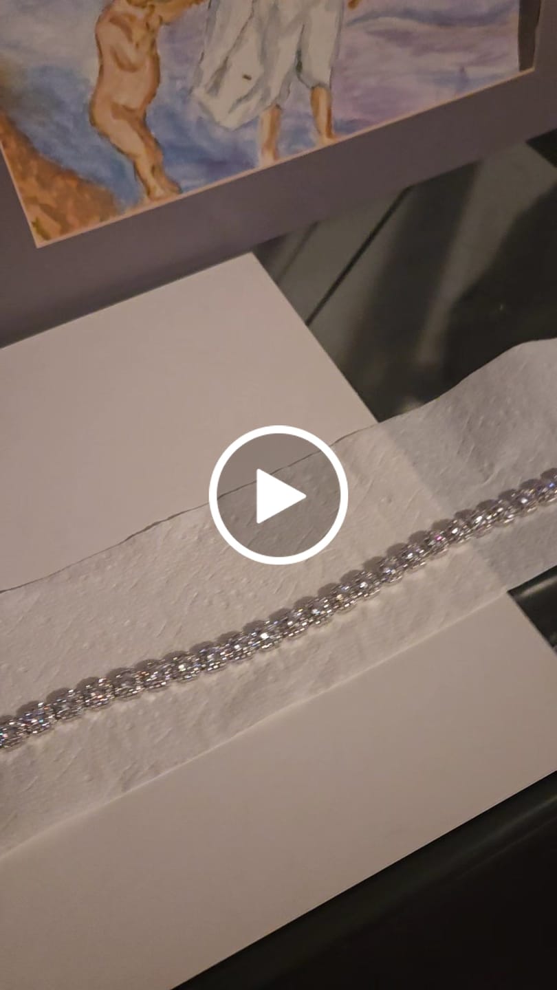Customer video review of 10mm Moissanite Clustered Tennis Chain - Silver - D Color - VVS1