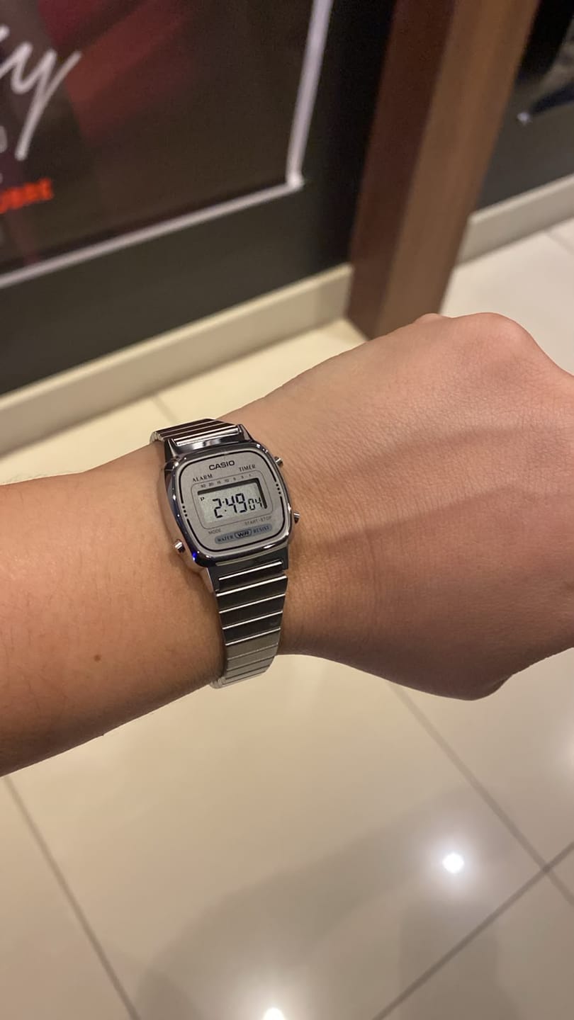 Customer photo review of Reloj Casio Vintage LA670WA-7 Plateado