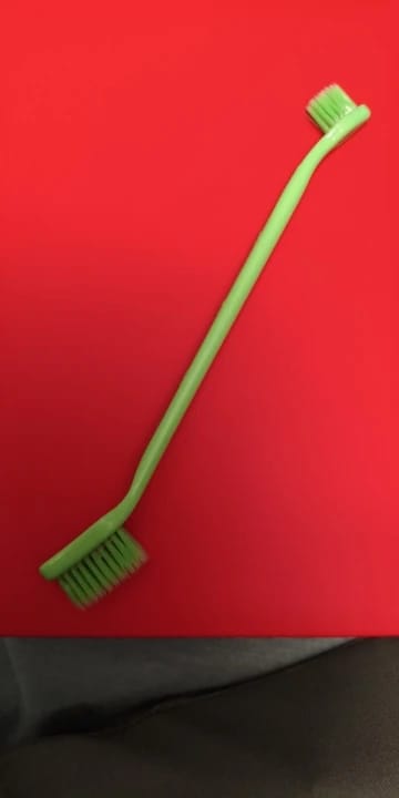 Customer photo review of Dual Headed Pet Toothbrush Set for Dogs and Cats