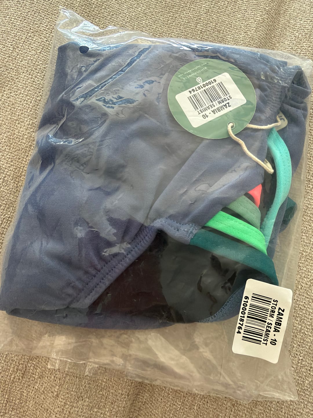 Customer photo review of ZAMBIA ONE PIECE - Storm|Sea Mist