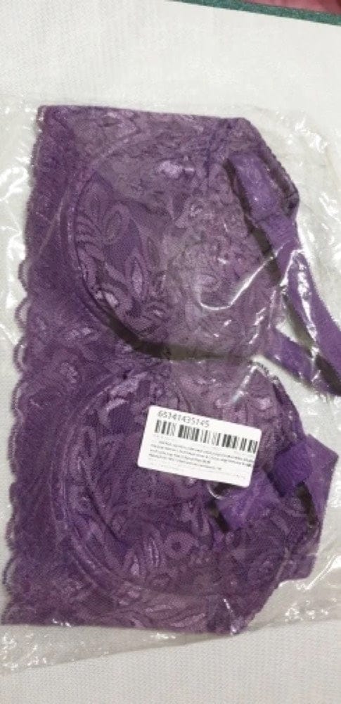 Customer photo review of Full-Coverage Lace Comfort Bra