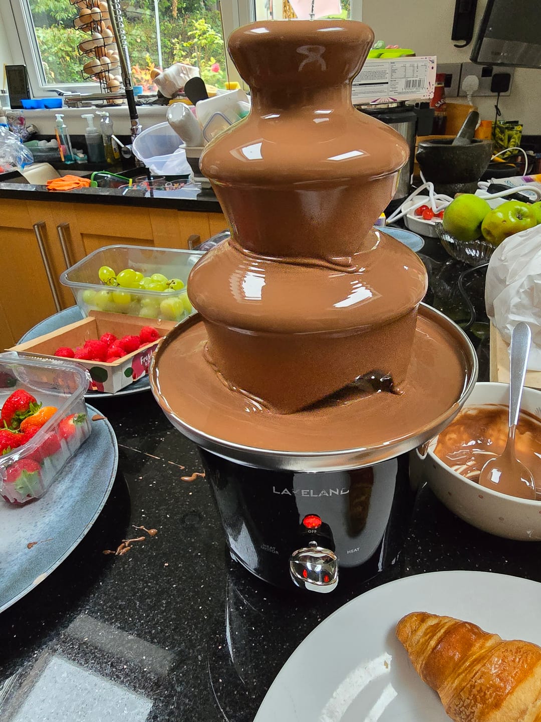 Customer photo review of Melt And Make Your Own Kit Refill Chocolate Buttons