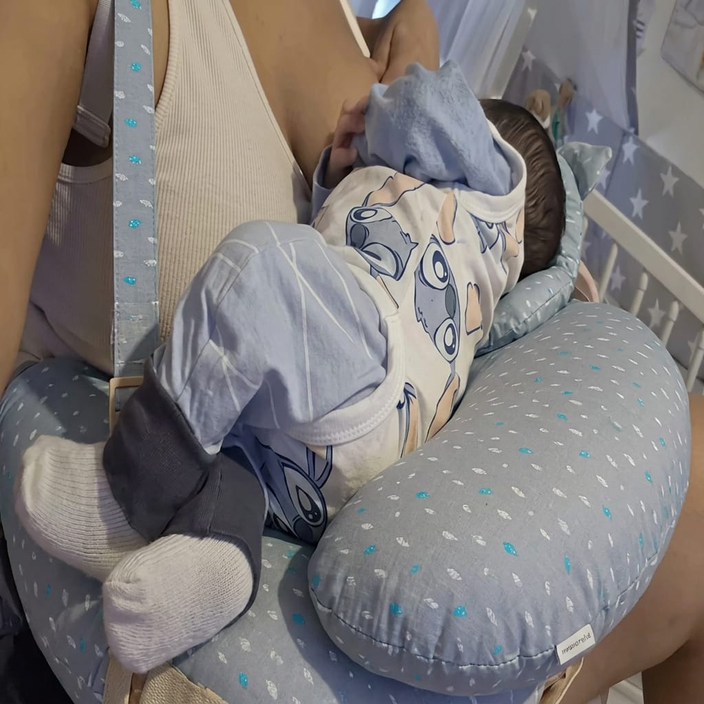 Customer photo review of Almohada CozyHalo Manos Libres