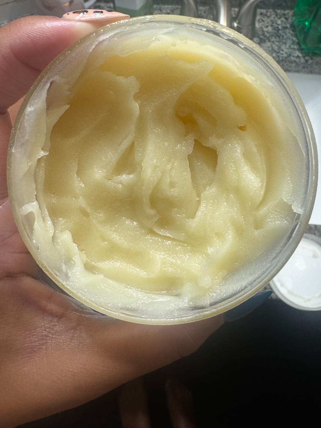 Customer photo review of (NEW) BODY GLAZE: VANILLIONAIRE