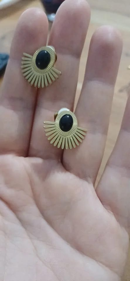 Customer photo review of Night Bloom Sun Clips