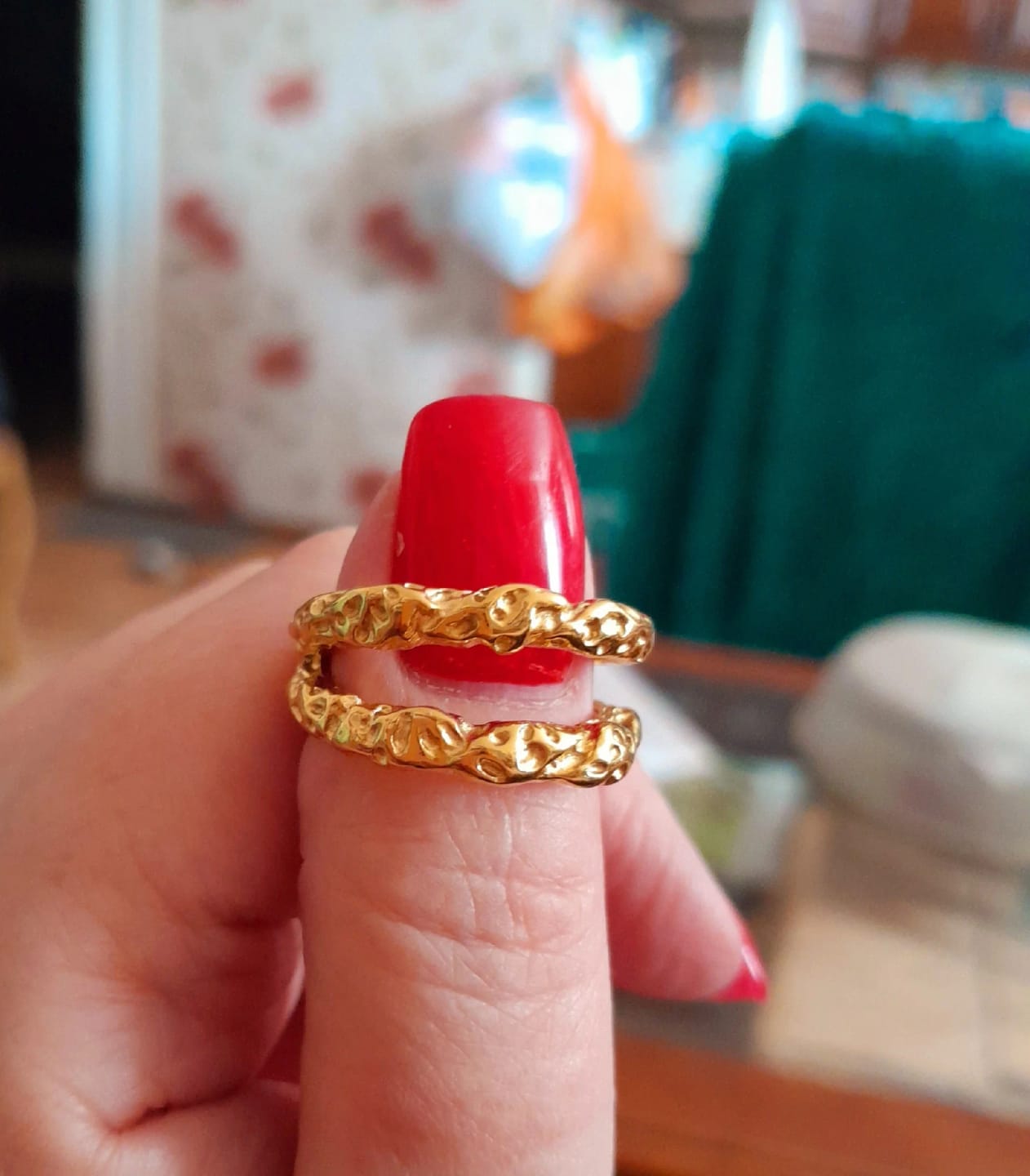 Customer photo review of Olivia's Gold Textured Ring