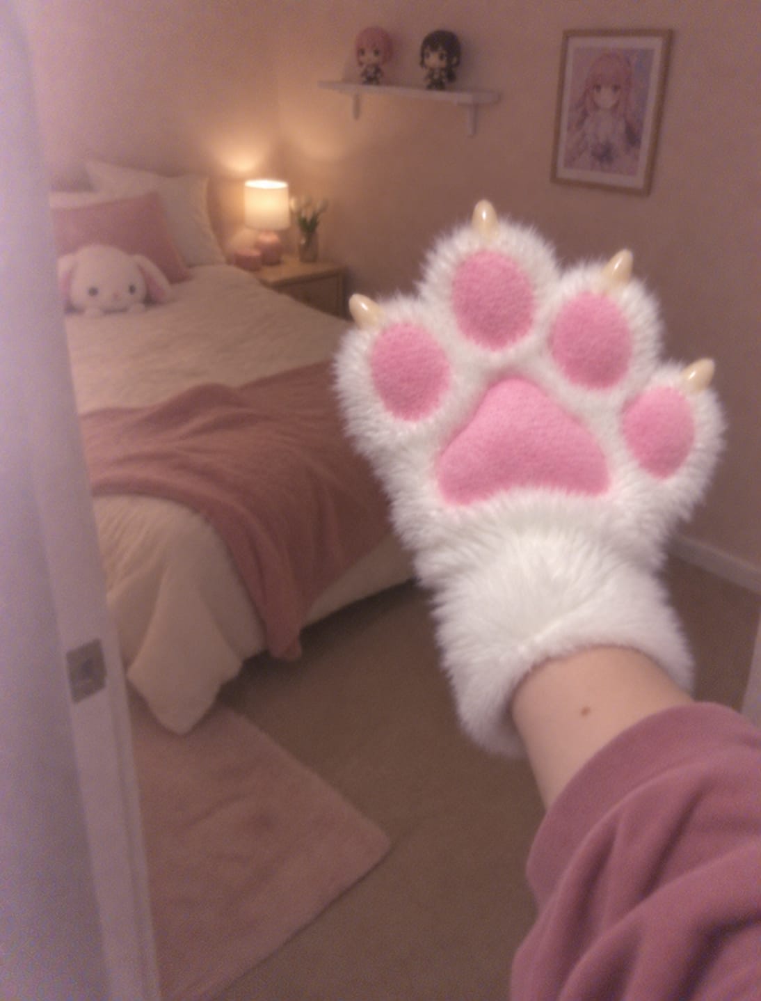Customer photo review of Cozy Cat Paw Gloves