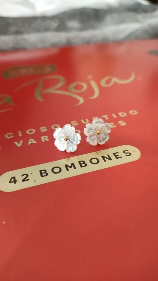 Customer photo review of Shell Petal Earrings