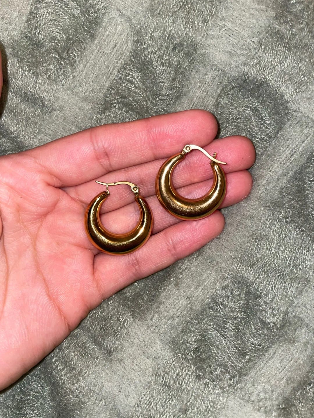 Customer photo review of Modern Edge Golden Hoops