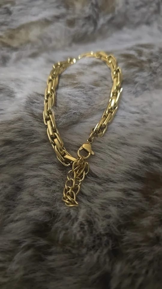 Customer photo review of Divine Dazzle Chain