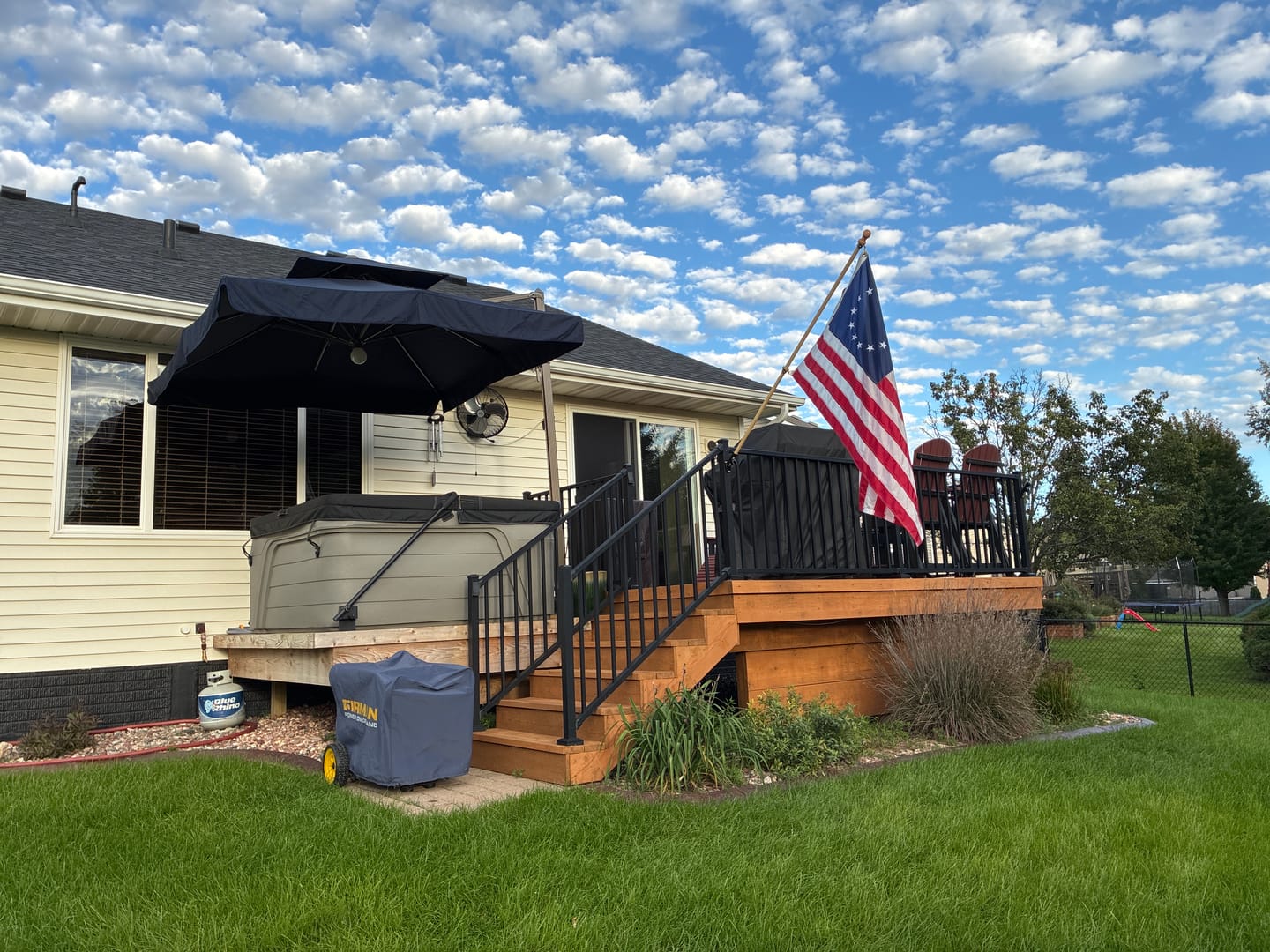 Customer photo review of 3' x 5' Betsy Ross Flag Set