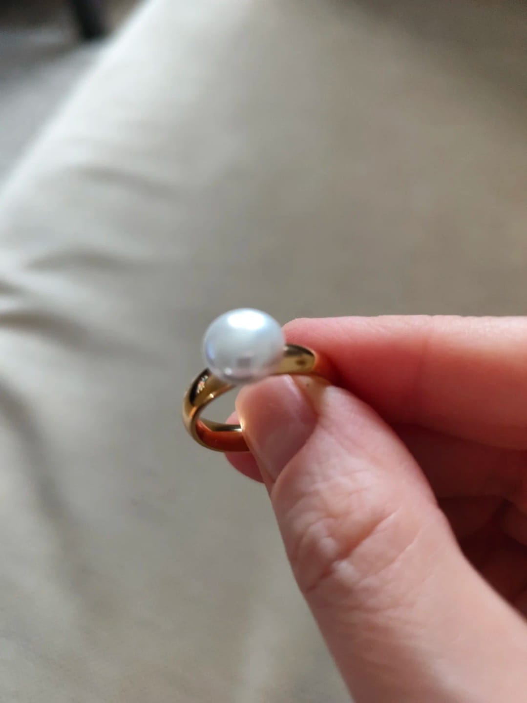 Customer photo review of Aura Pearl Band