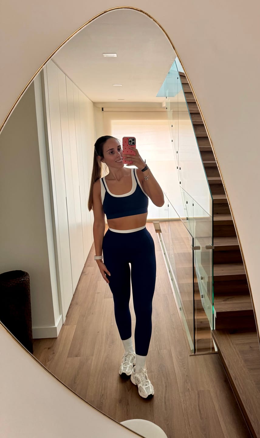 Customer photo review of The Canyon Sports Bra Leggings 2-Piece Set