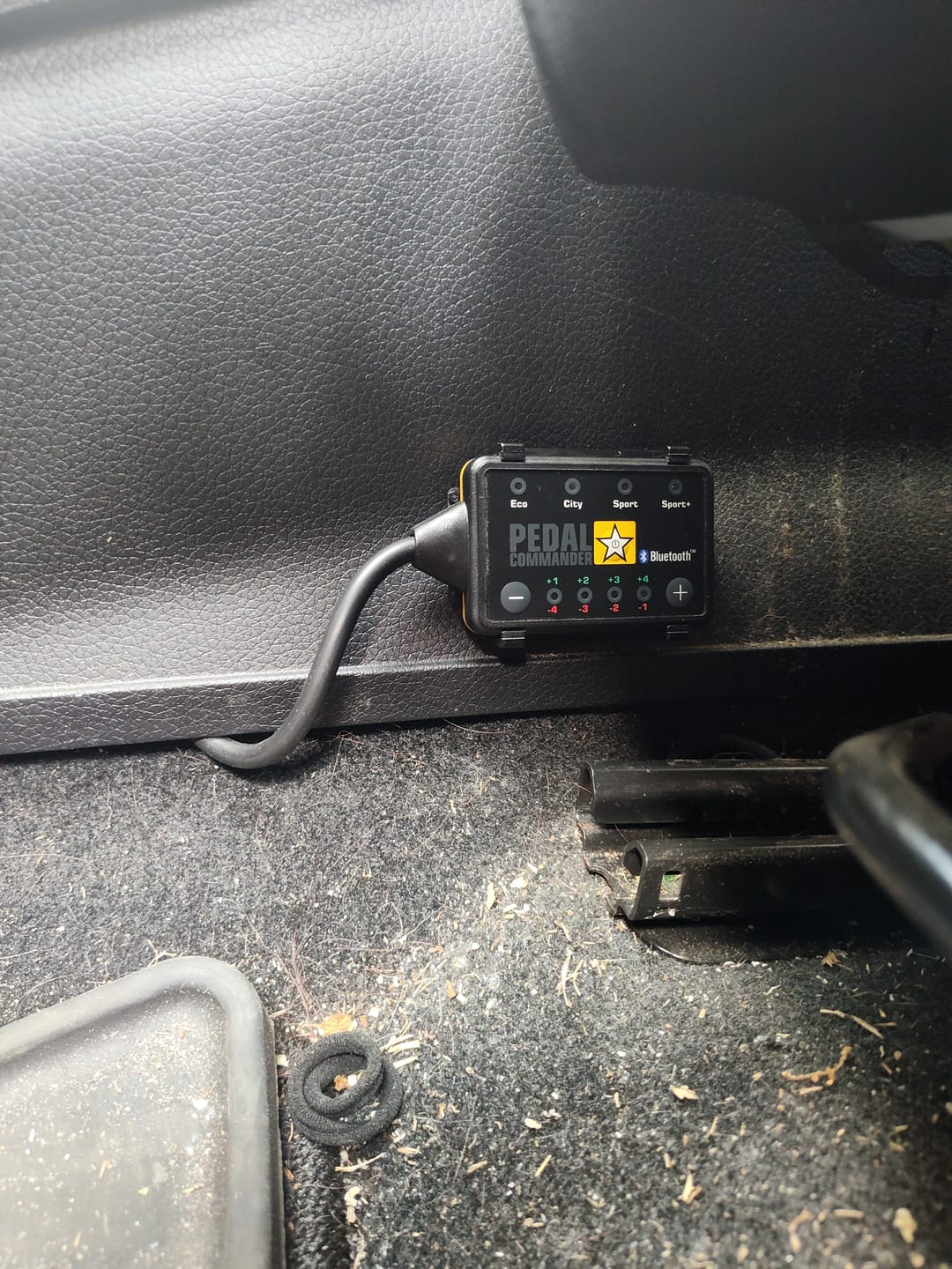 Customer photo review of Pedal Commander for Nissan Rogue Sport
